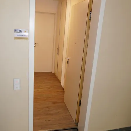 Kaiserhof 102 * 万根沃格